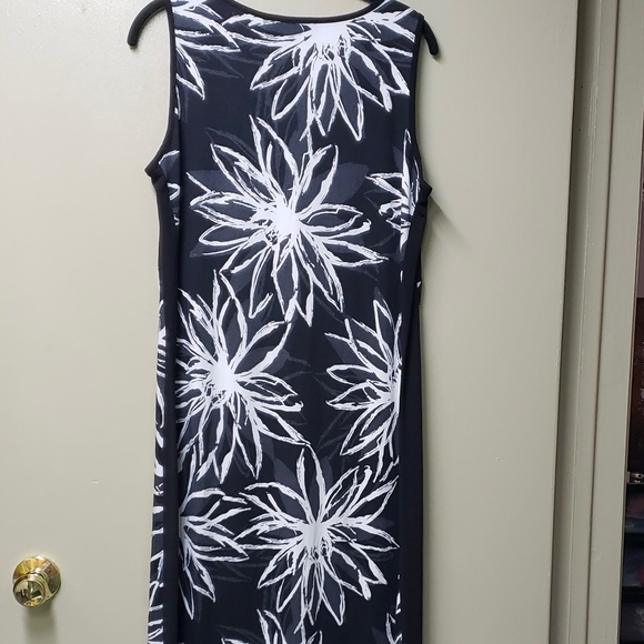 Designer Summer Dress By Robin, Made in Canada - Picture 3 of 5